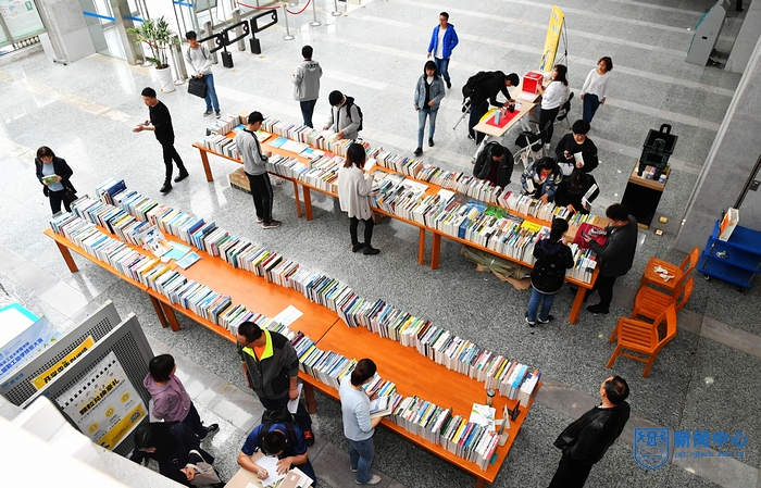 nEO_IMG_QCD_3875.jpg nEO_IMG_QCD_3875.jpg