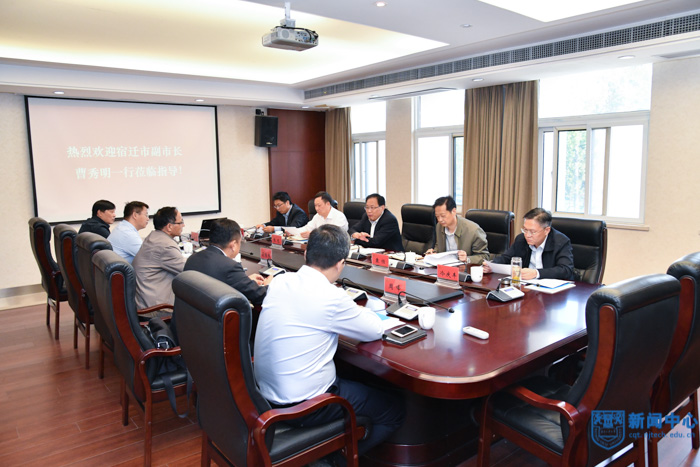 XCB_1770-6.jpg XCB_1770-6.jpg