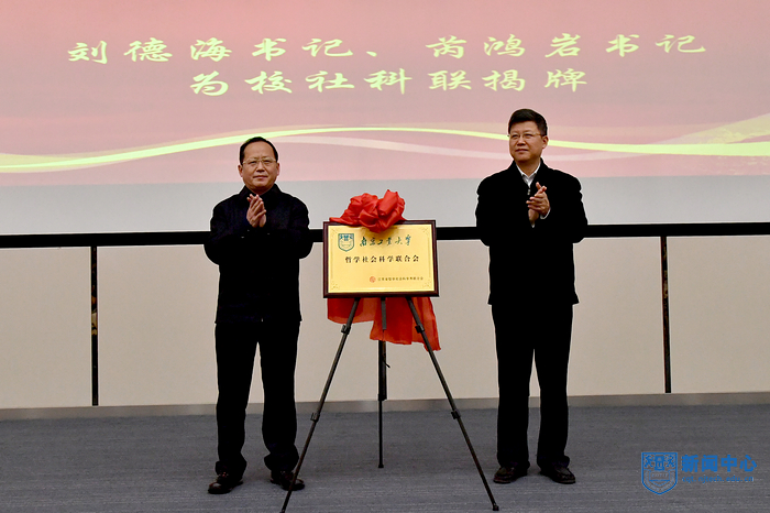 nEO_IMG_QCD_4544.jpg nEO_IMG_QCD_4544.jpg