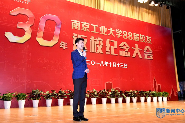 1文艺表演 (5)-12.jpg 1文艺表演 (5)-12.jpg