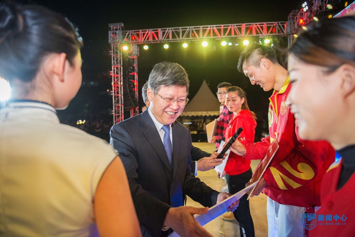 5。2017年度校“十佳运动员”颁奖典礼13.jpg 5。2017年度校“十佳运动员”颁奖典礼13.jpg