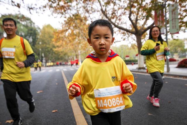 79bfe549e6b843c680f53ce5b9a74ec4.jpg 79bfe549e6b843c680f53ce5b9a74ec4.jpg